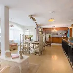 Bella Colina I Vintage 1953 Hotel Peguera