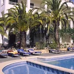 Bella Colina I Vintage 1953 Hotel