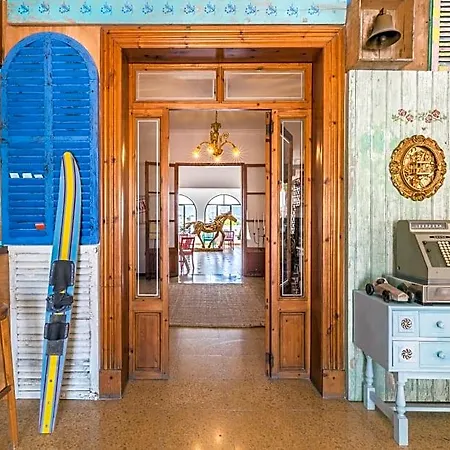 Bella Colina I Vintage 1953 Hotel