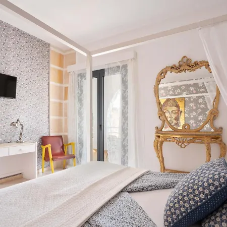 Bella Colina I Vintage 1953 Hotel 3*