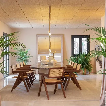 Bella Colina I Vintage 1953 Hotel