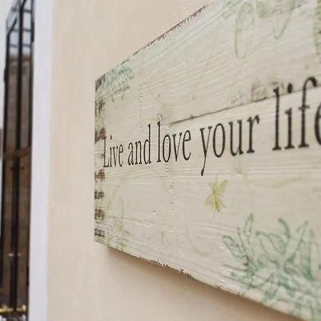 Bella Colina I Vintage 1953 Hotel 3*